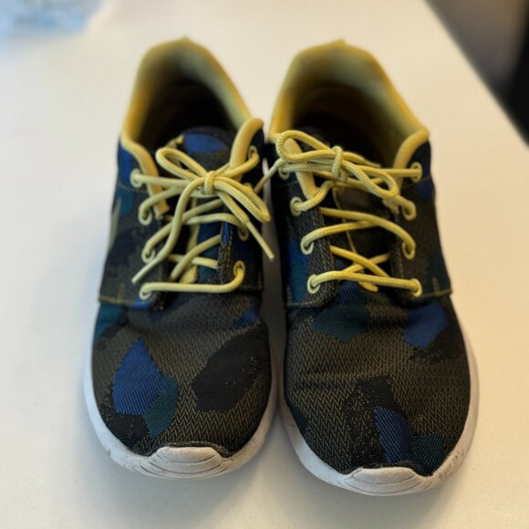 Nike Roche Run - Picture 1 of 3